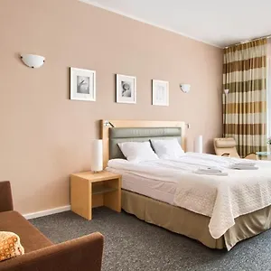  Kwatera prywatna 404 Wilanowska